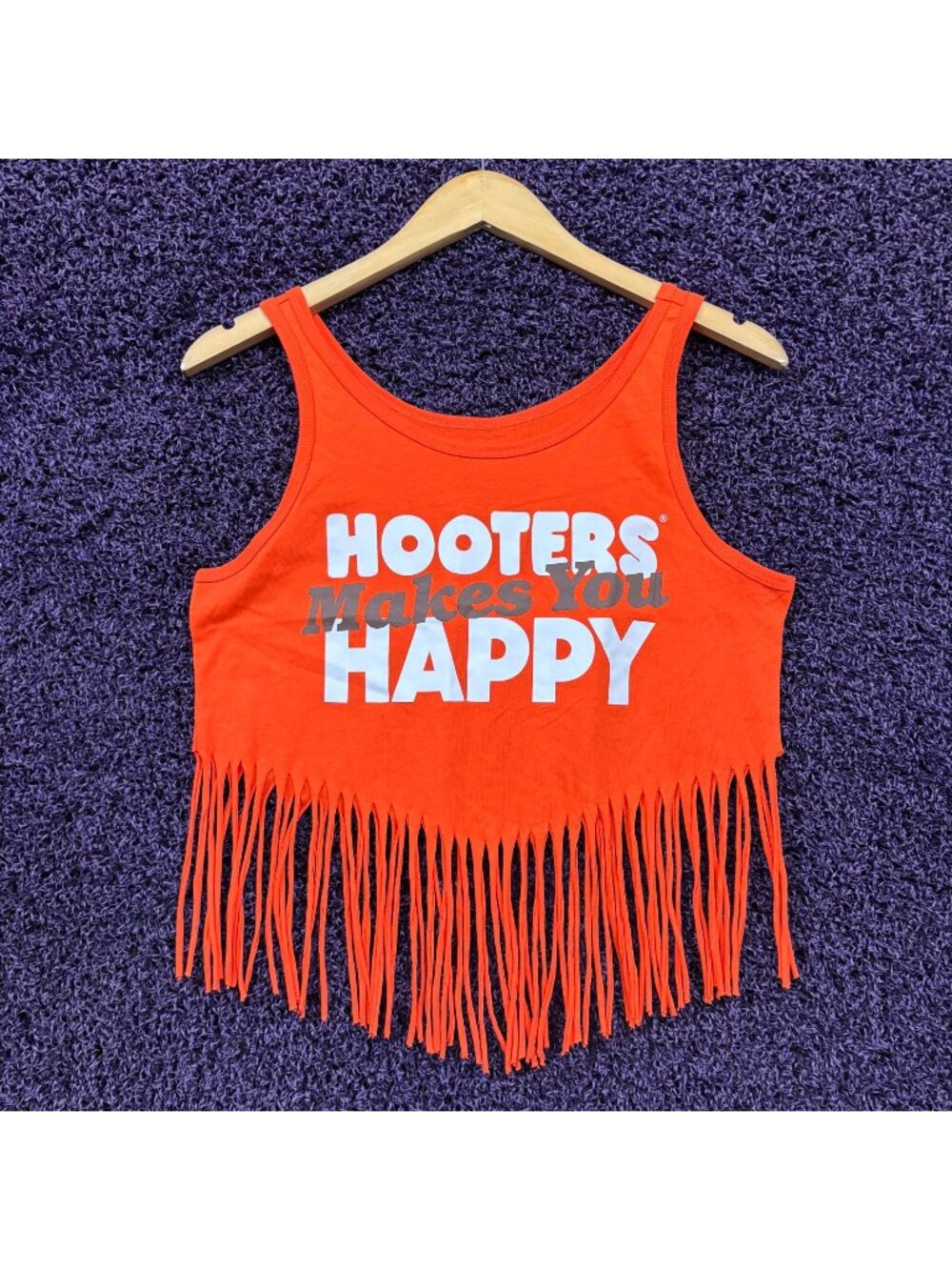 Hooters Makes You Happy Cropped Fringe Tank Size Medium